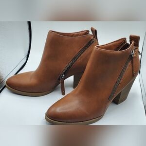 Dolce Vita Jaegar brown Leather Ankle Booties with Block Heel